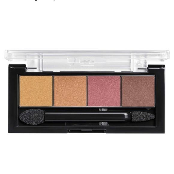 COVERGIRL Trunaked Quad Eyeshadow Palette in Desert Glamping - Picture 3 of 7